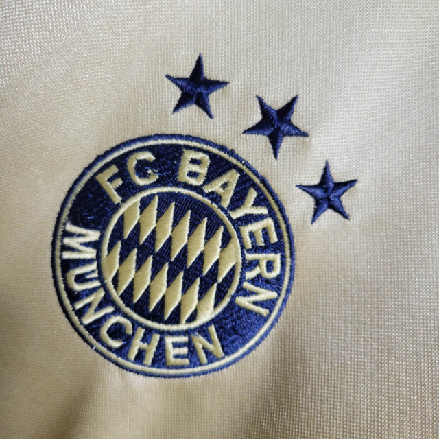 Retro Bayern de Munich 2004-2005 - Segunda Equipación