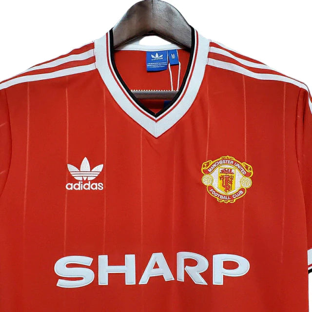 Retro Manchester United 1983-1984