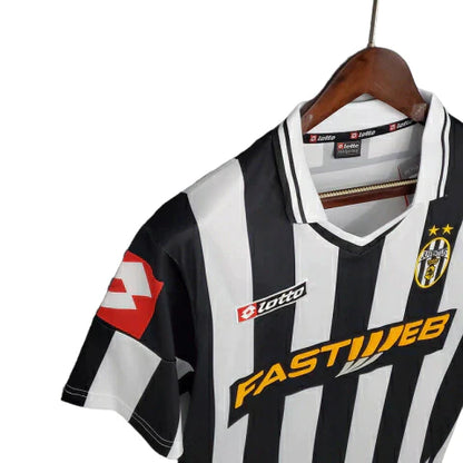 Retro Juventus 2001-2002 - Primera Equipación