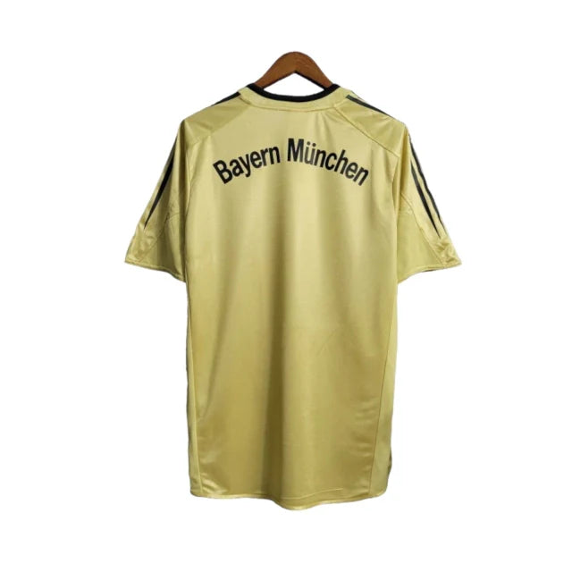 Retro Bayern de Munich 2004-2005 - Segunda Equipación