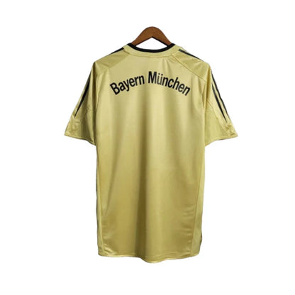 Retro Bayern de Munich 2004-2005 - Segunda Equipación